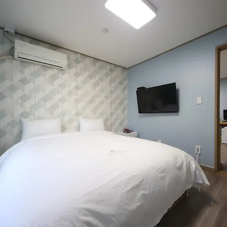 Elysee Hotel Busan Exterior photo