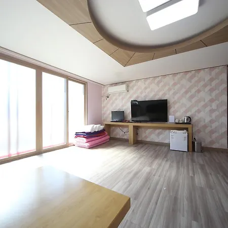 Elysee Hotel Busan Exterior photo