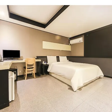 Elysee Hotel Busan Exterior photo