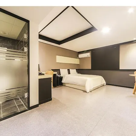 Elysee Hotel Busan Exterior photo