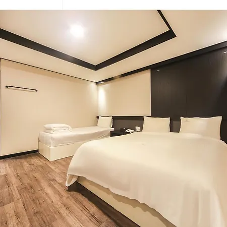 Elysee Hotel Busan Exterior photo