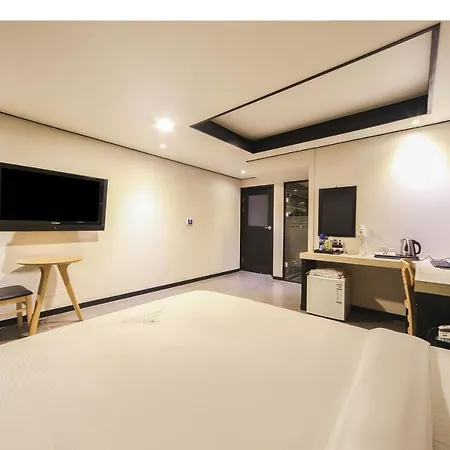 Elysee Hotel Busan Exterior photo