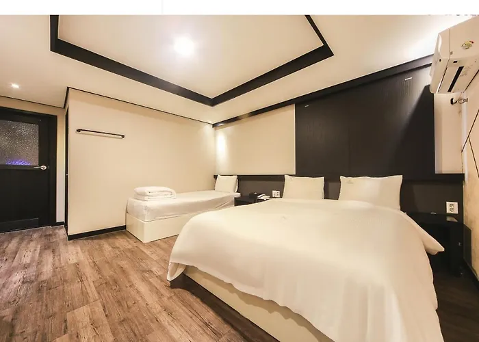 Elysee Hotel